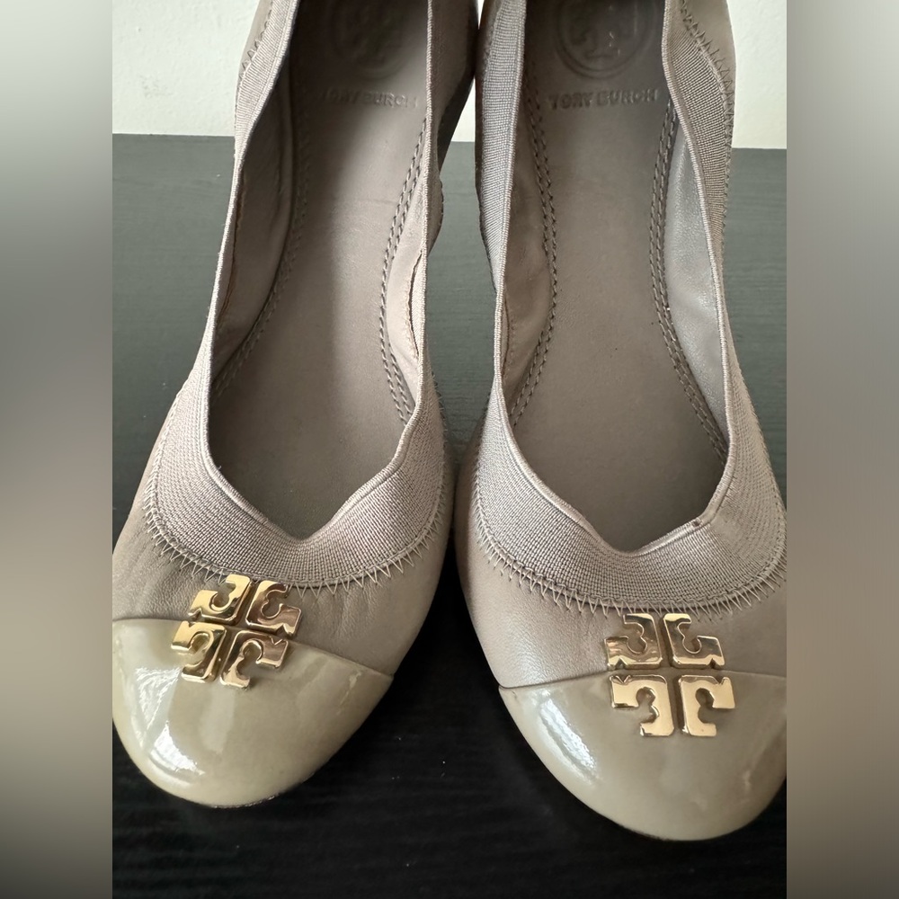 Tory Burch Leather Ballet Flats Size 5.5